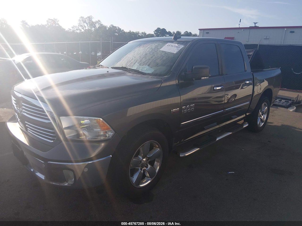 2016 RAM 1500 SLT · 2/11