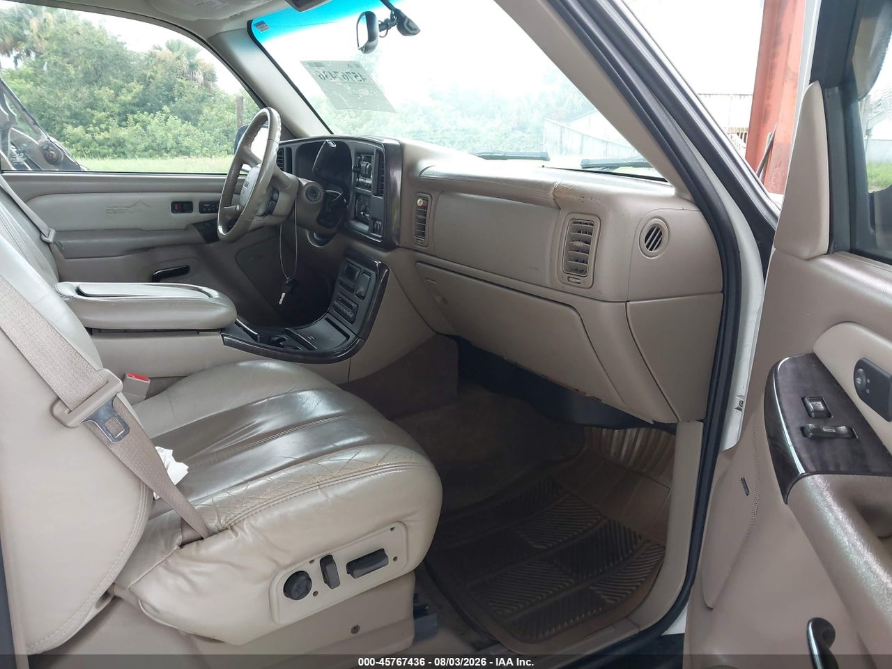 2001 GMC YUKON XL 1500 DENALI · 5/11