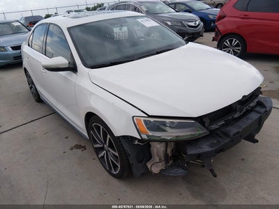 3VW467AJ7DM****** · 2013 VOLKSWAGEN JETTA GLI AUTOBAHN