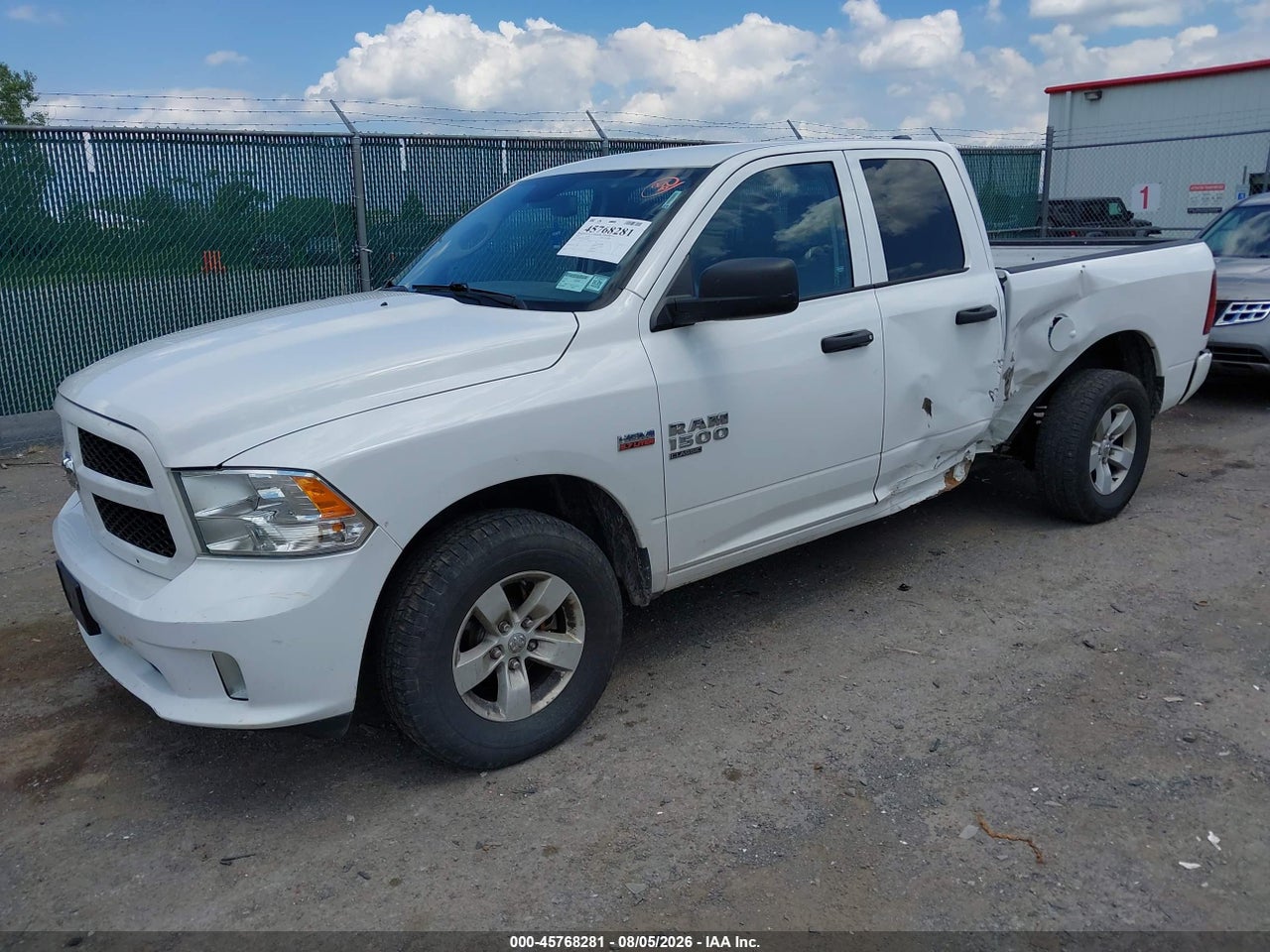 2019 RAM 1500 CLASSIC EXPRESS  4X4 6'4 BOX · 2/11