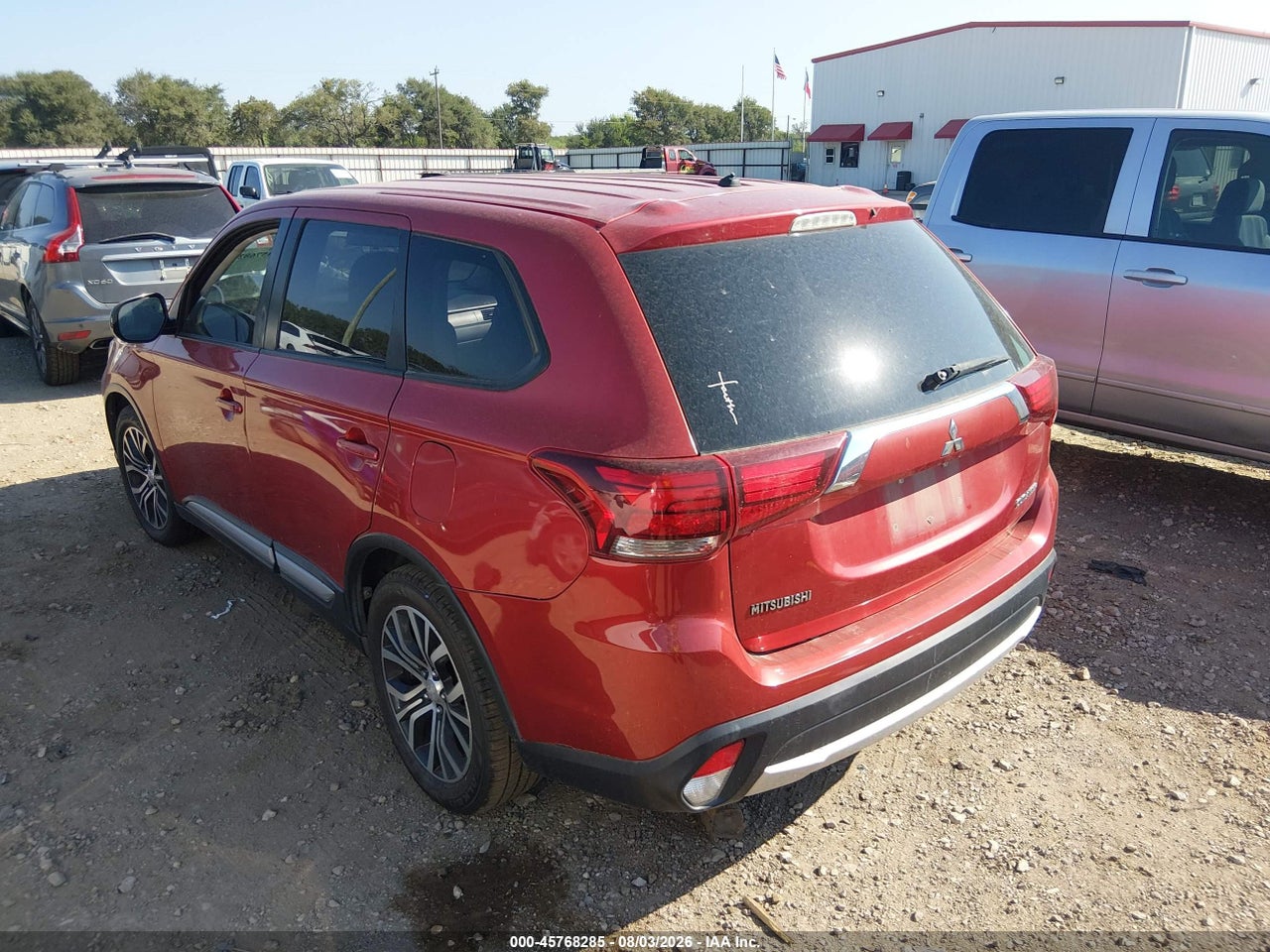 2016 MITSUBISHI OUTLANDER ES · 3/11