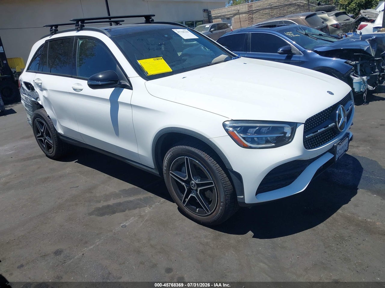 WDC0G8DB3LF****** · 2020 MERCEDES-BENZ GLC 300