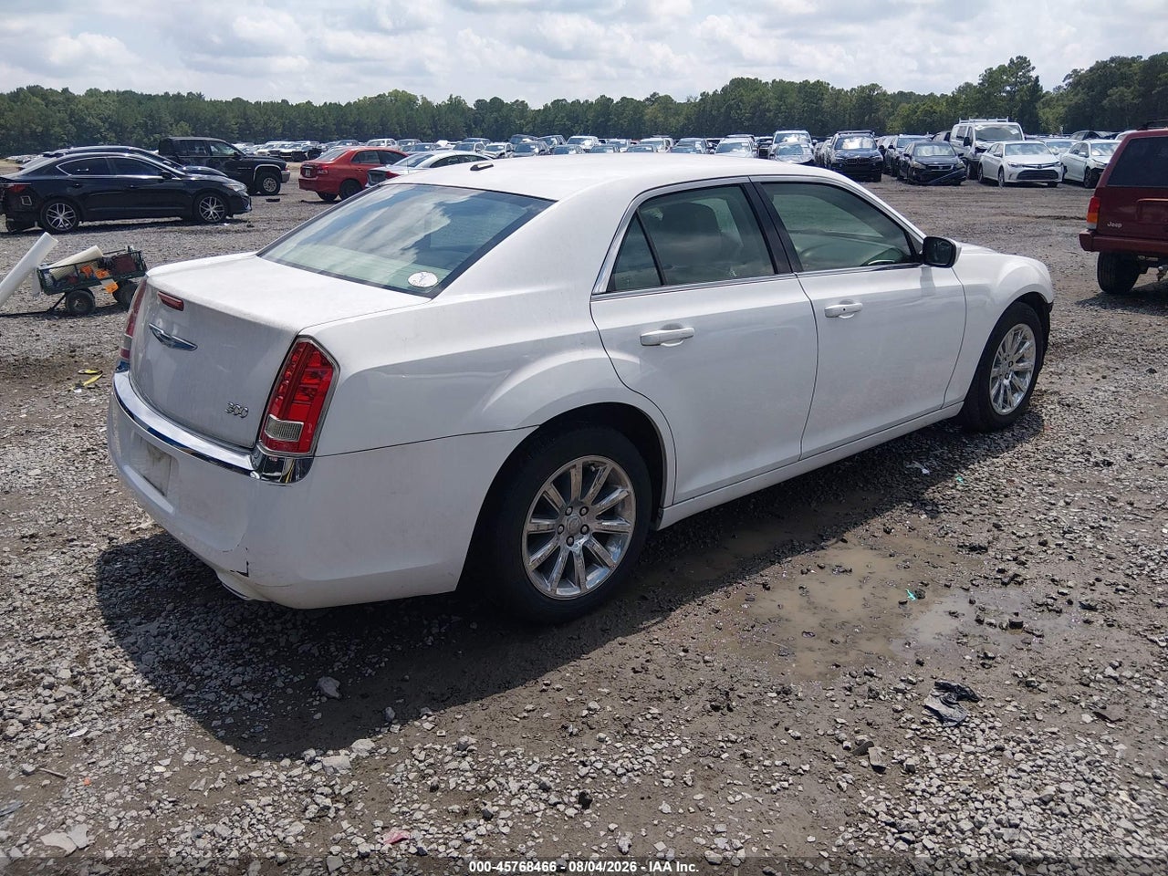 2014 CHRYSLER 300 · 4/11