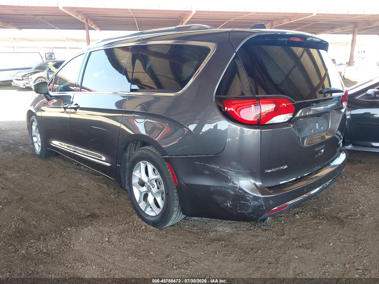 2020 CHRYSLER PACIFICA LIMITED · 3/11