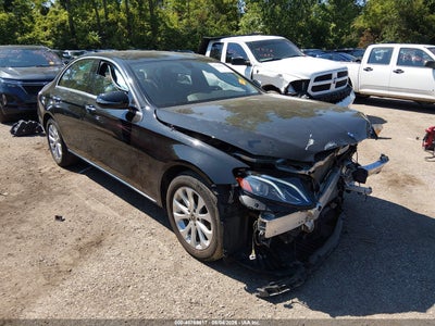 WDDZF4KB1JA****** · 2018 MERCEDES-BENZ E 300 4MATIC