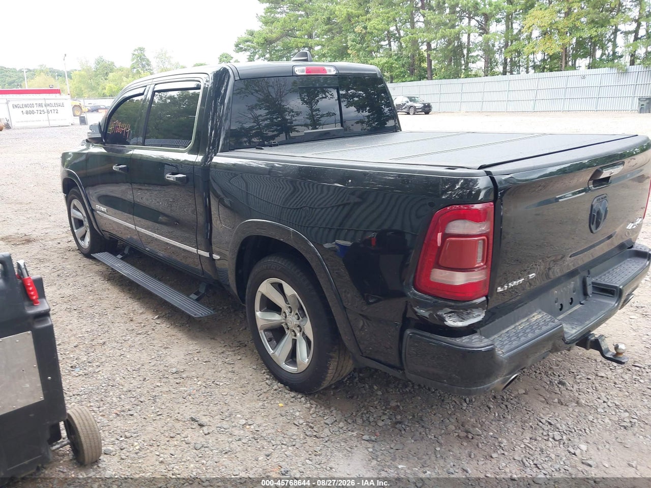 2019 RAM 1500 LIMITED  4X4 5'7 BOX · 3/11