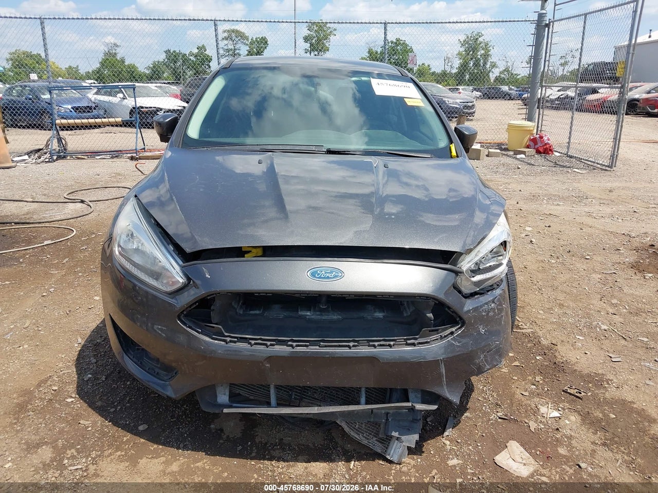 1FADP3F22FL****** · 2015 FORD FOCUS SE · 6/11