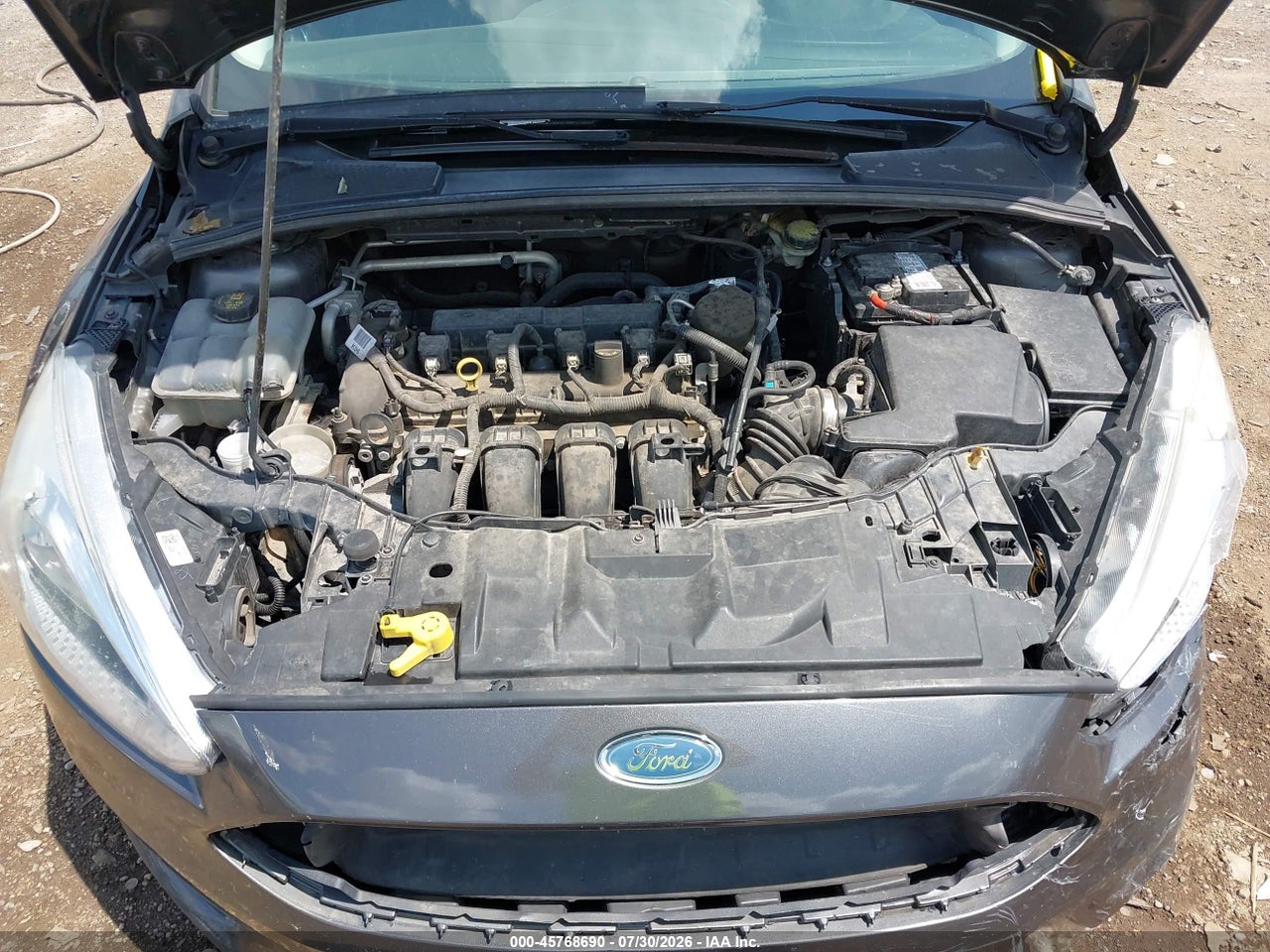 1FADP3F22FL****** · 2015 FORD FOCUS SE · 10/11