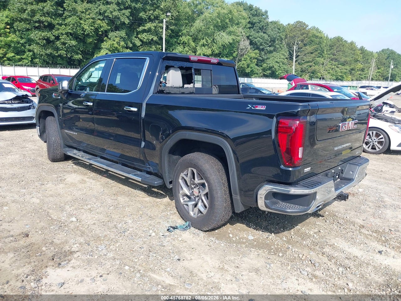 2026 GMC SIERRA 1500 , SHORT BED, SLT, 4WD · 3/11