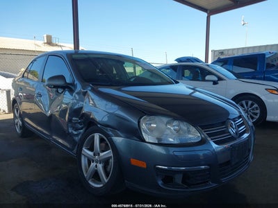 3VWAZ7AJXAM****** · 2010 VOLKSWAGEN JETTA LIMITED EDITION
