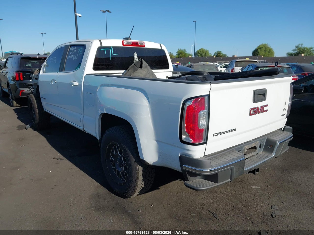 2016 GMC CANYON 2WD SLE · 3/11