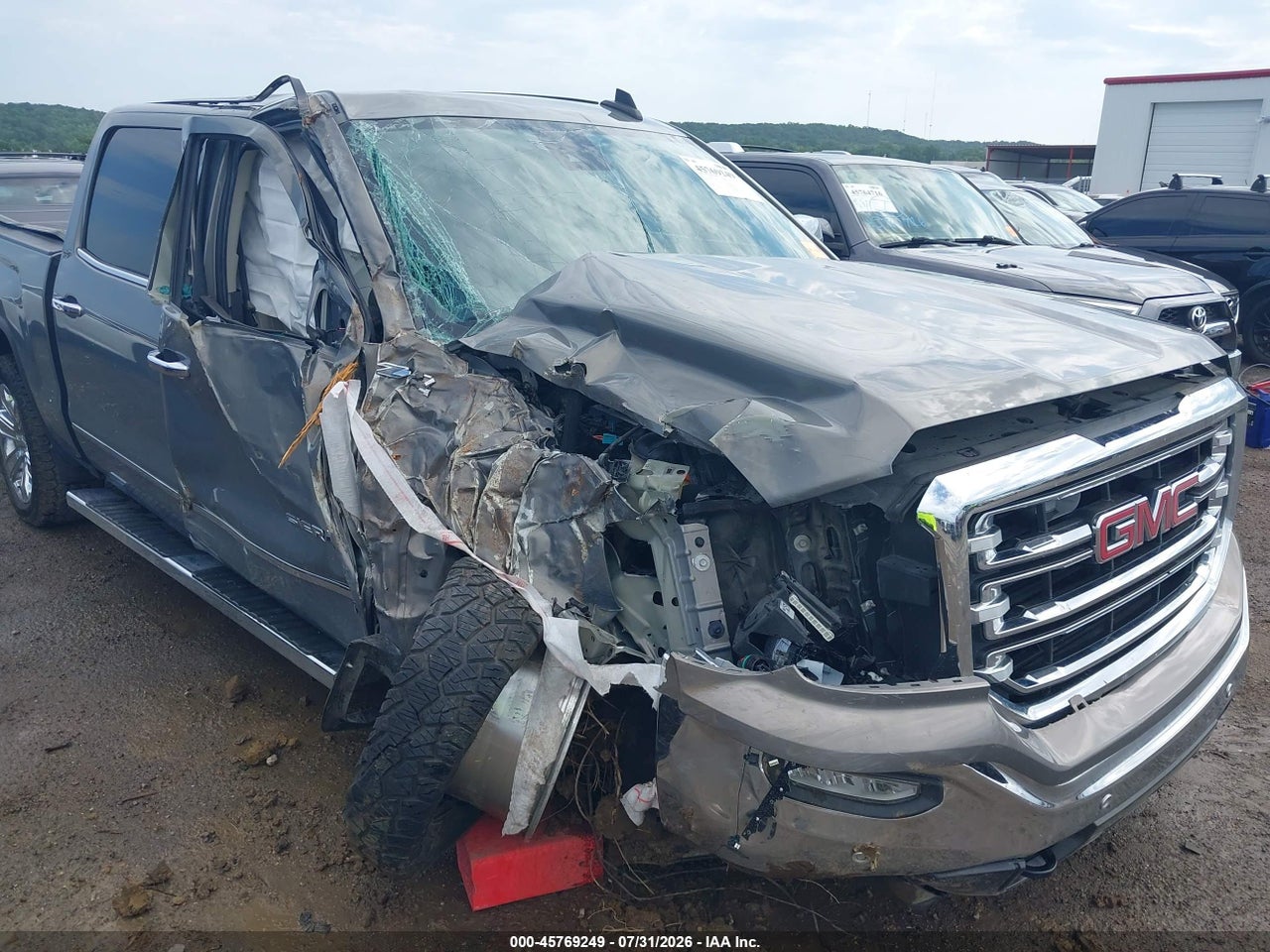 2017 GMC SIERRA 1500 SLT · 6/11