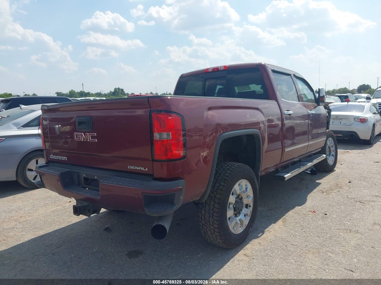2015 GMC SIERRA 2500HD AVAILABLE WIFI DENALI · 4/11