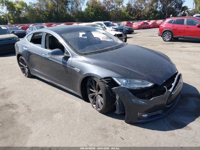 5YJSA1H11EF****** · 2014 TESLA MODEL S P85