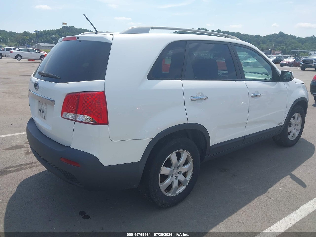2011 KIA SORENTO LX V6 · 4/11