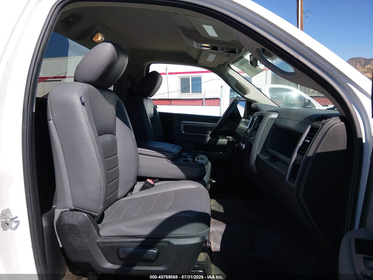 2018 RAM 1500 TRADESMAN  4X2 8' BOX · 5/11