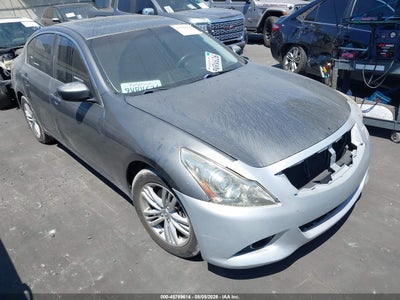 JN1CV6AP4BM****** · 2011 INFINITI G37 JOURNEY
