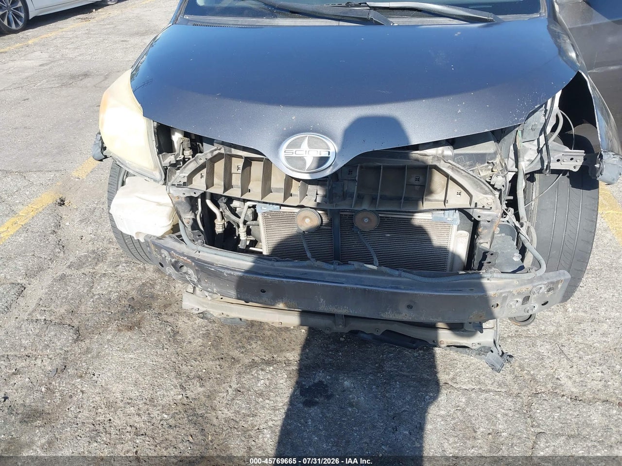 2008 SCION XD   · 6/8