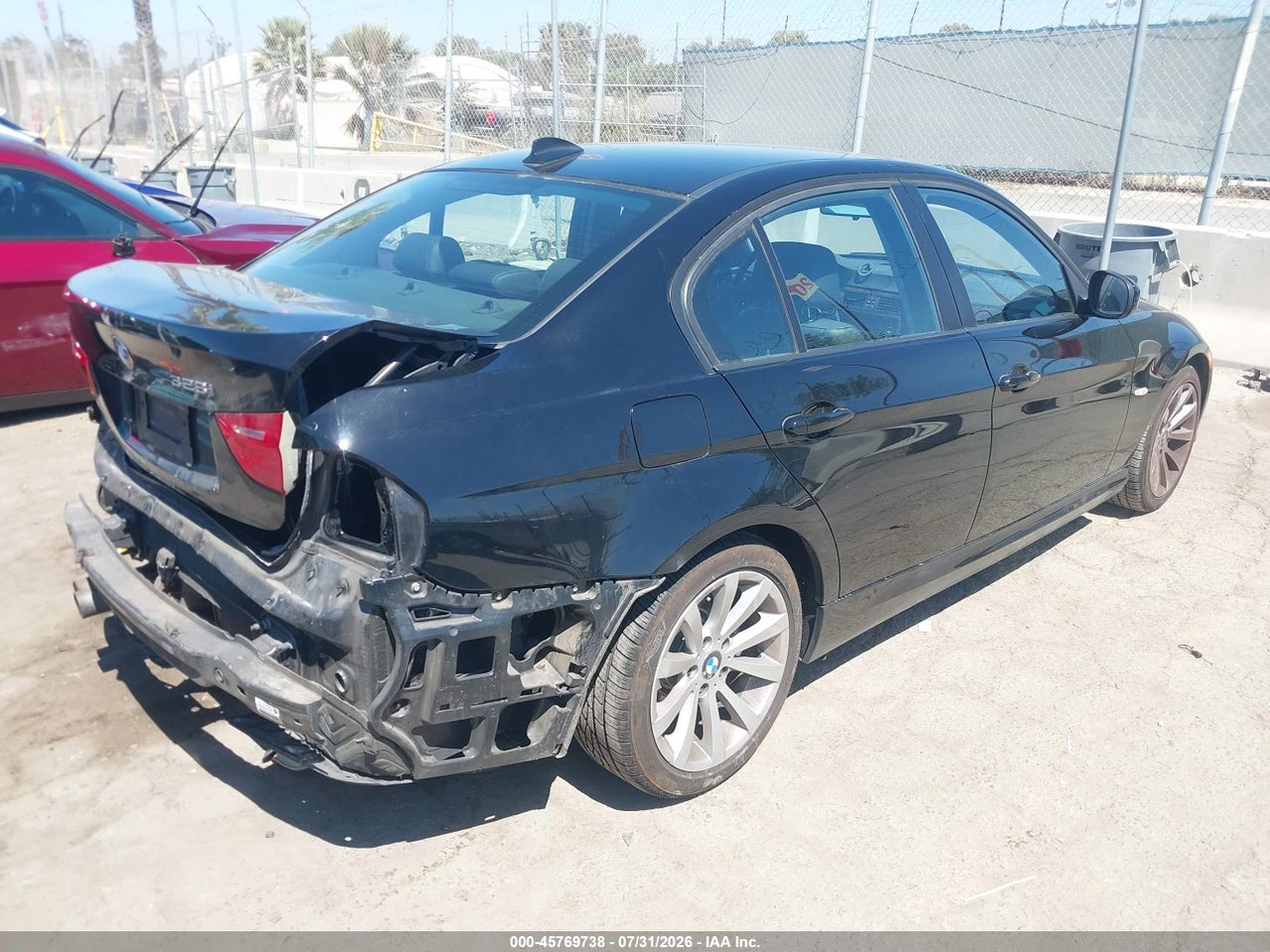 2011 BMW 328I · 4/11