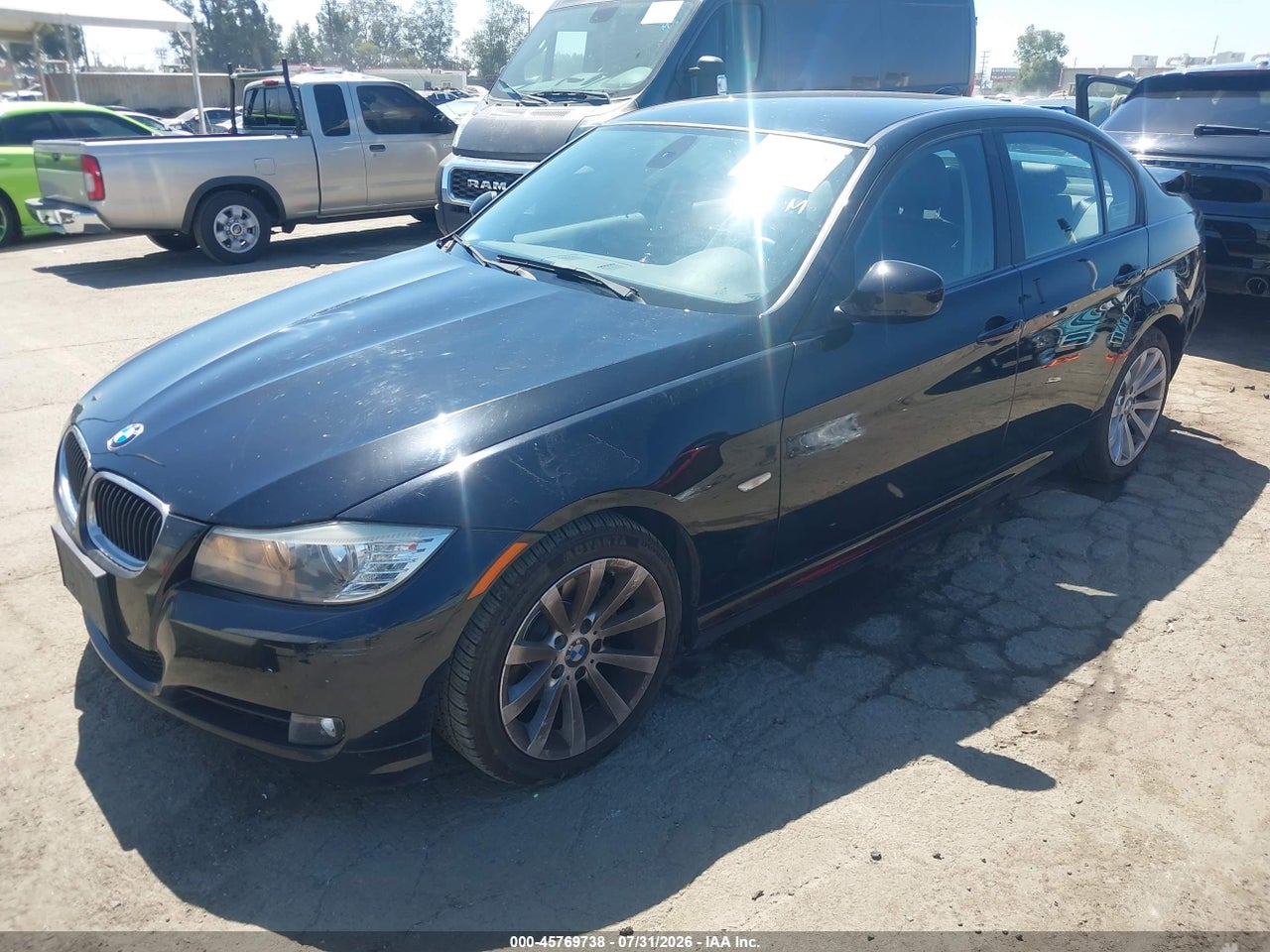2011 BMW 328I · 2/11