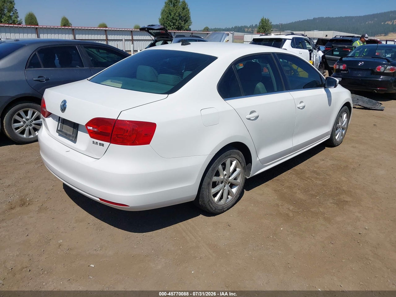 2013 VOLKSWAGEN JETTA 2.5L SE · 4/10