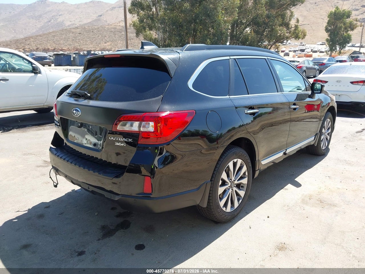2017 SUBARU OUTBACK 3.6R TOURING · 4/11
