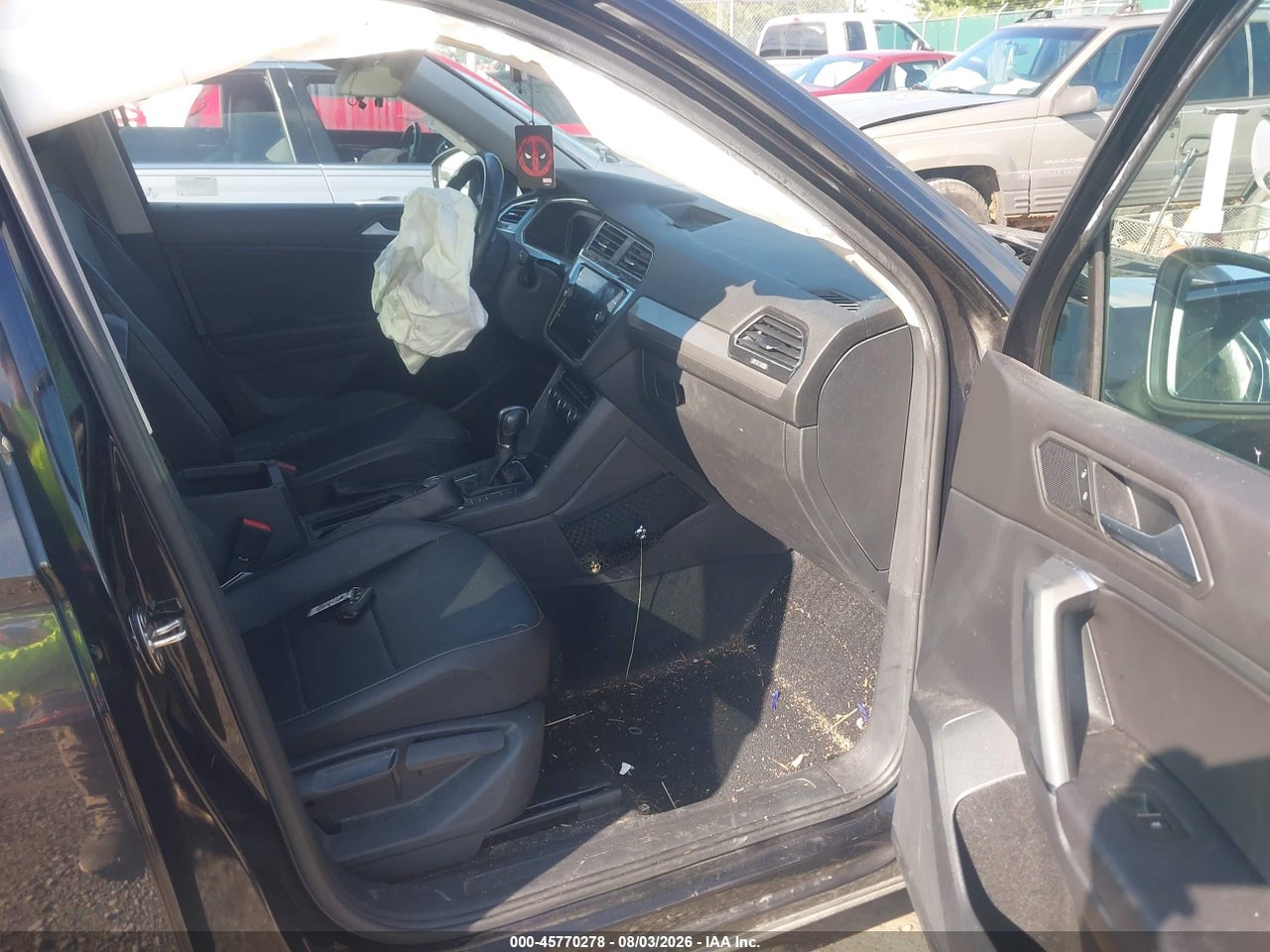 2019 VOLKSWAGEN TIGUAN 2.0T SE/2.0T SEL/2.0T SEL R-LINE/2.0T SEL R-LINE BLACK · 5/11