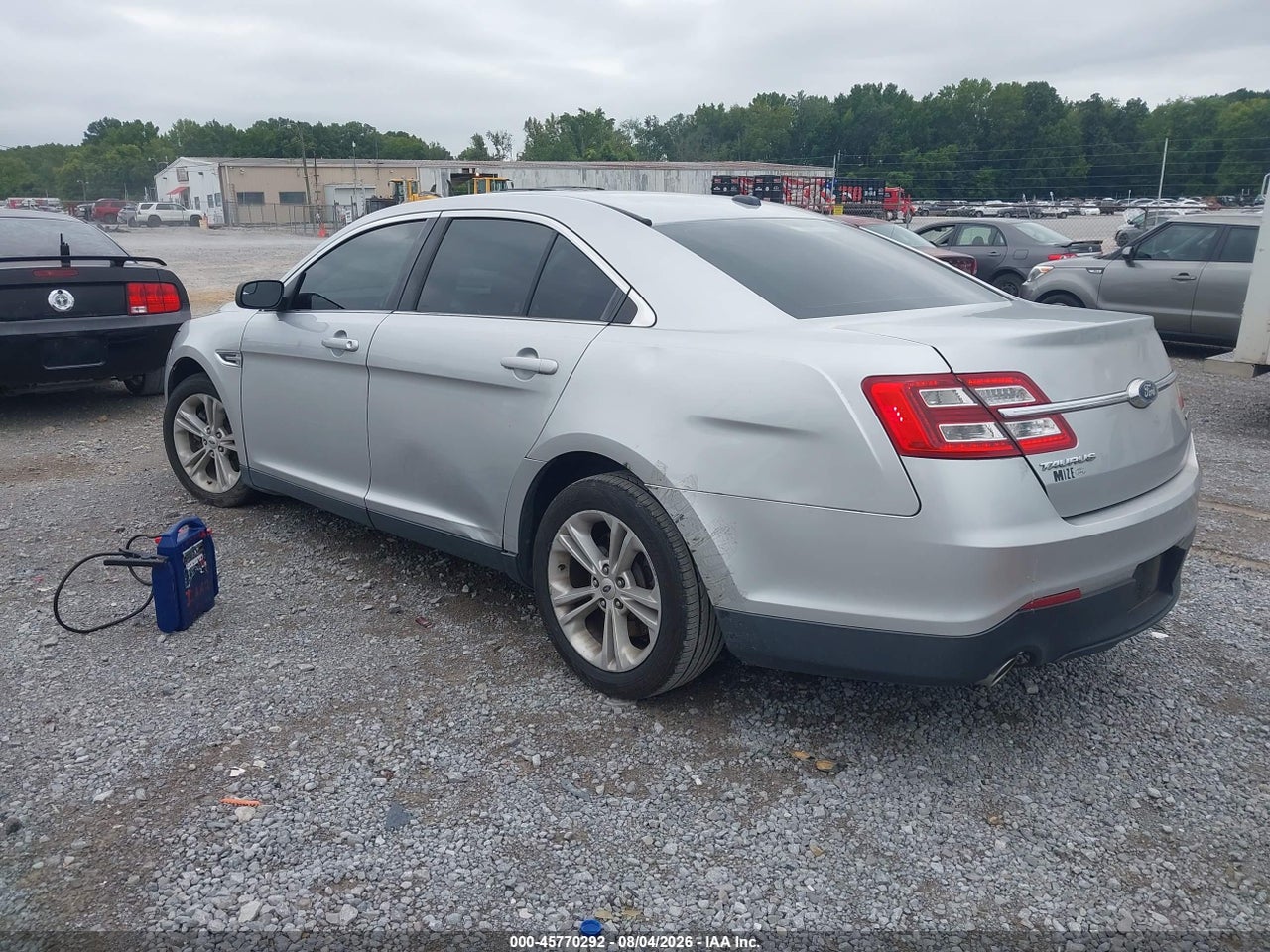1FAHP2D8XJG****** · 2018 FORD TAURUS SE · 3/11