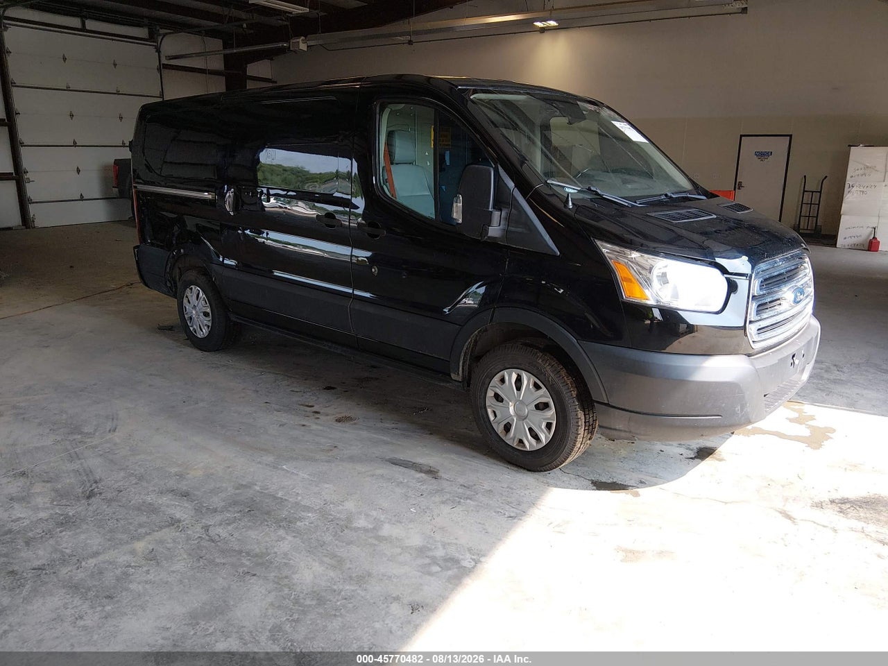 1FTYE1YM8KK****** · 2019 FORD TRANSIT-150