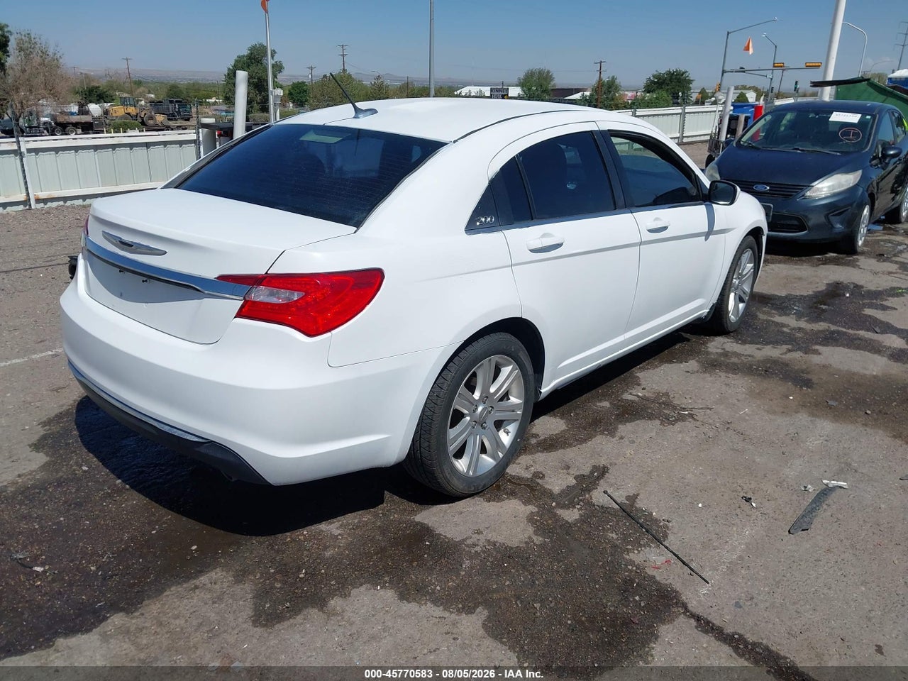 2012 CHRYSLER 200 TOURING · 4/10