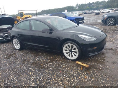 5YJ3E1EA9NF****** · 2022 TESLA MODEL 3 REAR-WHEEL DRIVE