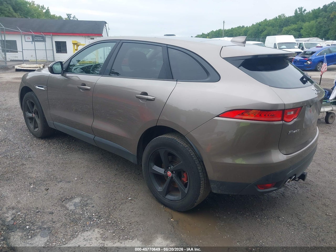 2017 JAGUAR F-PACE 20D PREMIUM · 3/11