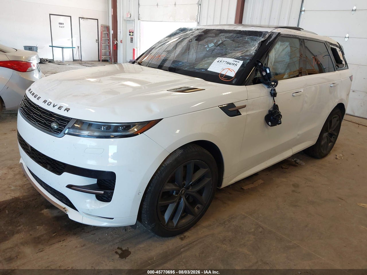 2023 LAND ROVER RANGE ROVER SPORT SE DYNAMIC · 2/11