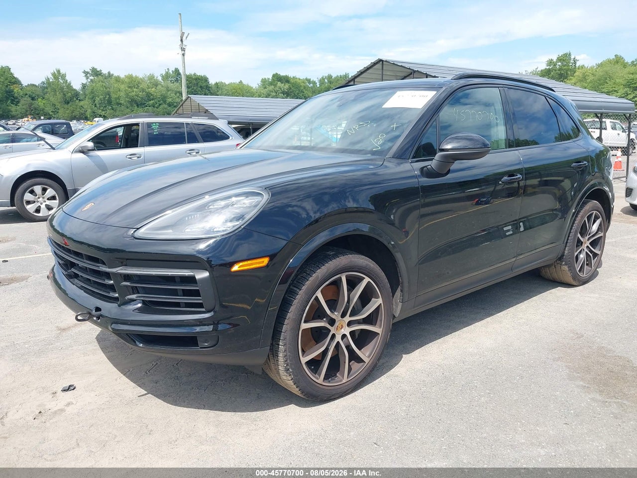 2020 PORSCHE CAYENNE S · 2/11