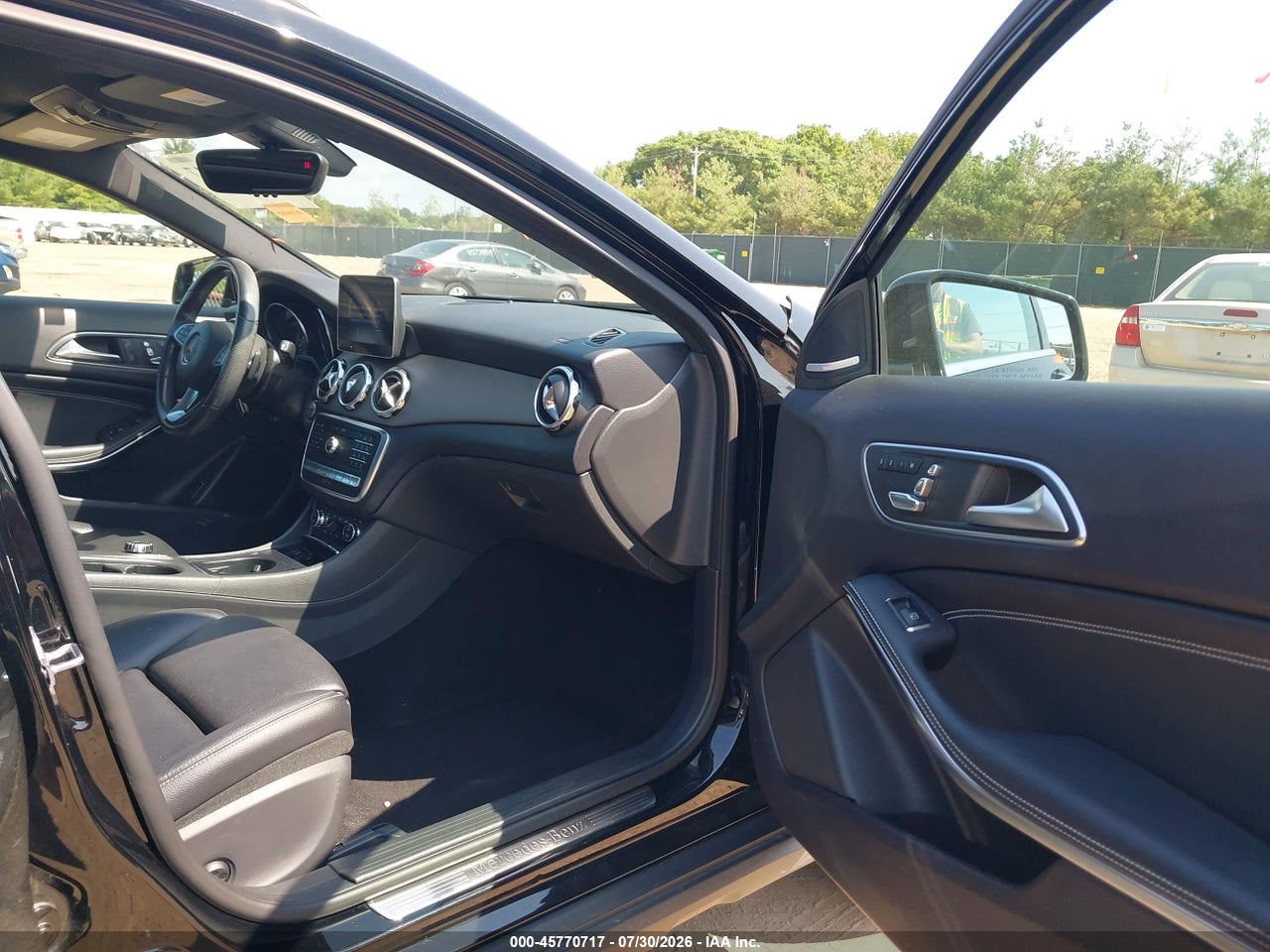 2019 MERCEDES-BENZ GLA 250 4MATIC · 5/11