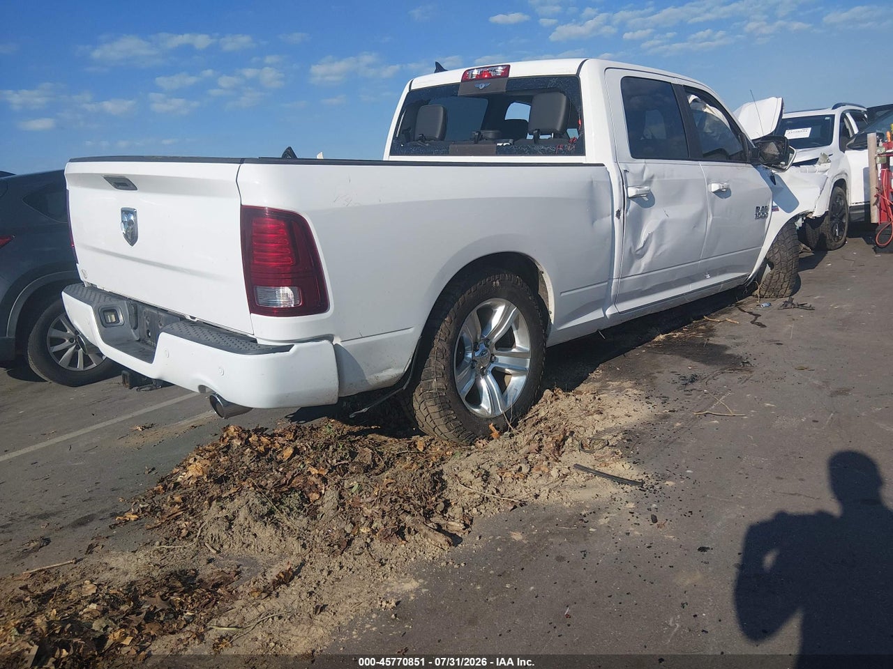 2014 RAM 1500 SPORT · 4/11