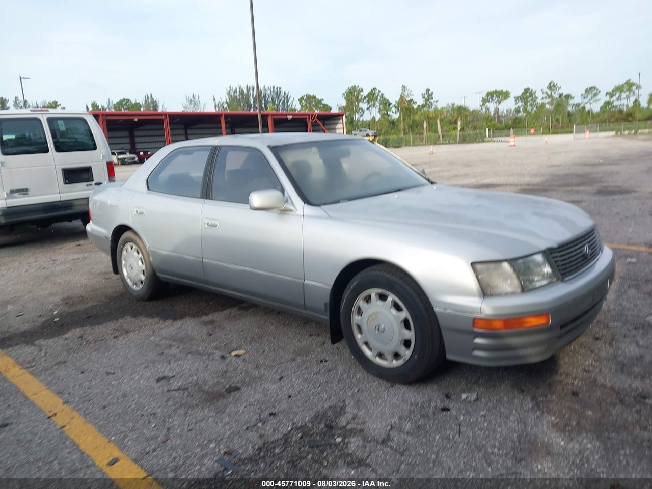 JT8UF22E7S0****** · 1995 LEXUS LS 400