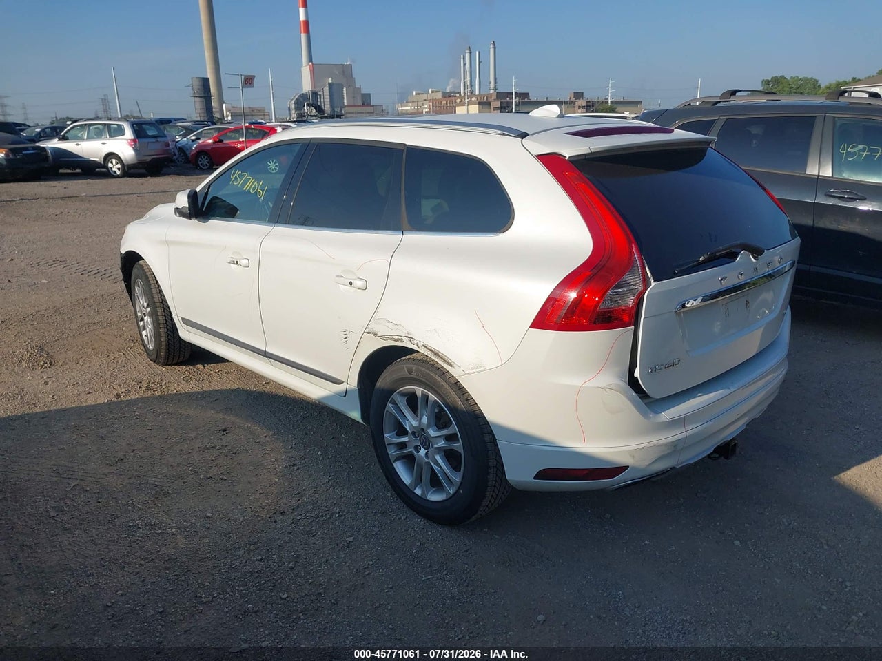 2015 VOLVO XC60 T5/T5 PREMIER · 3/11