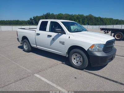 1C6RR6FG5KS****** · 2019 RAM 1500 CLASSIC TRADESMAN  4X2 6'4 BOX