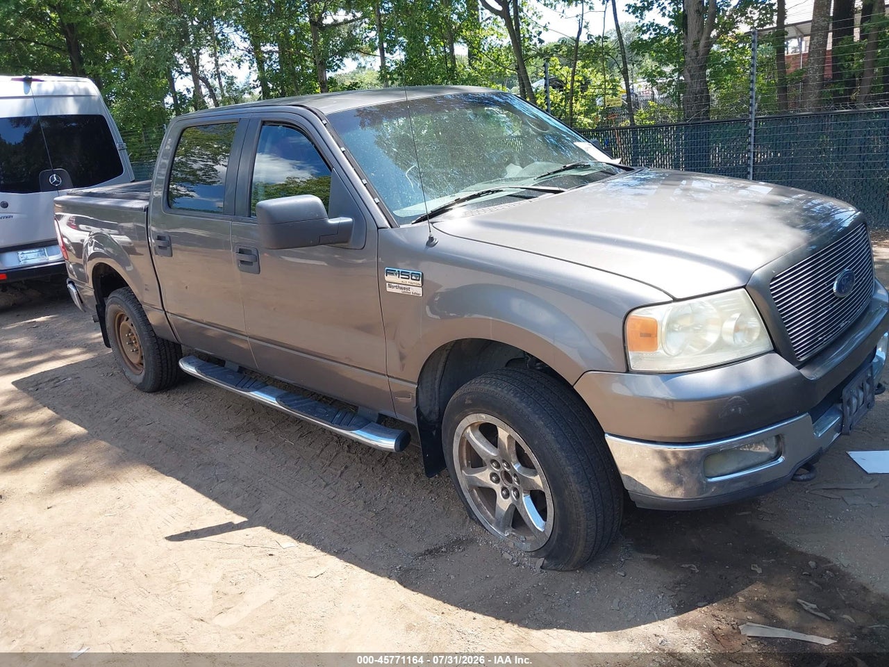 1FTRW14W95F****** · 2005 FORD F-150 XLT