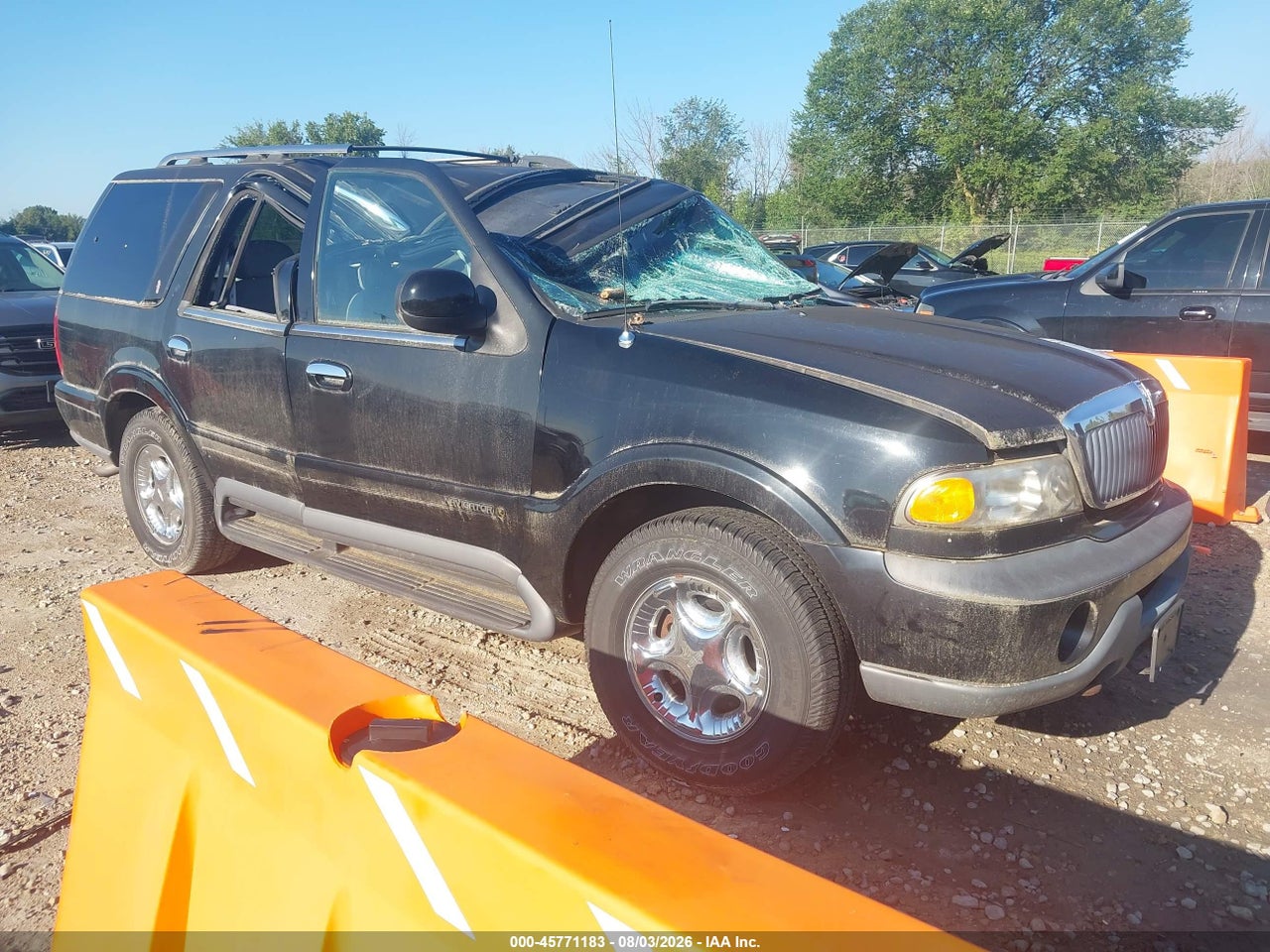 5LMPU28L9XL****** · 1999 LINCOLN NAVIGATOR