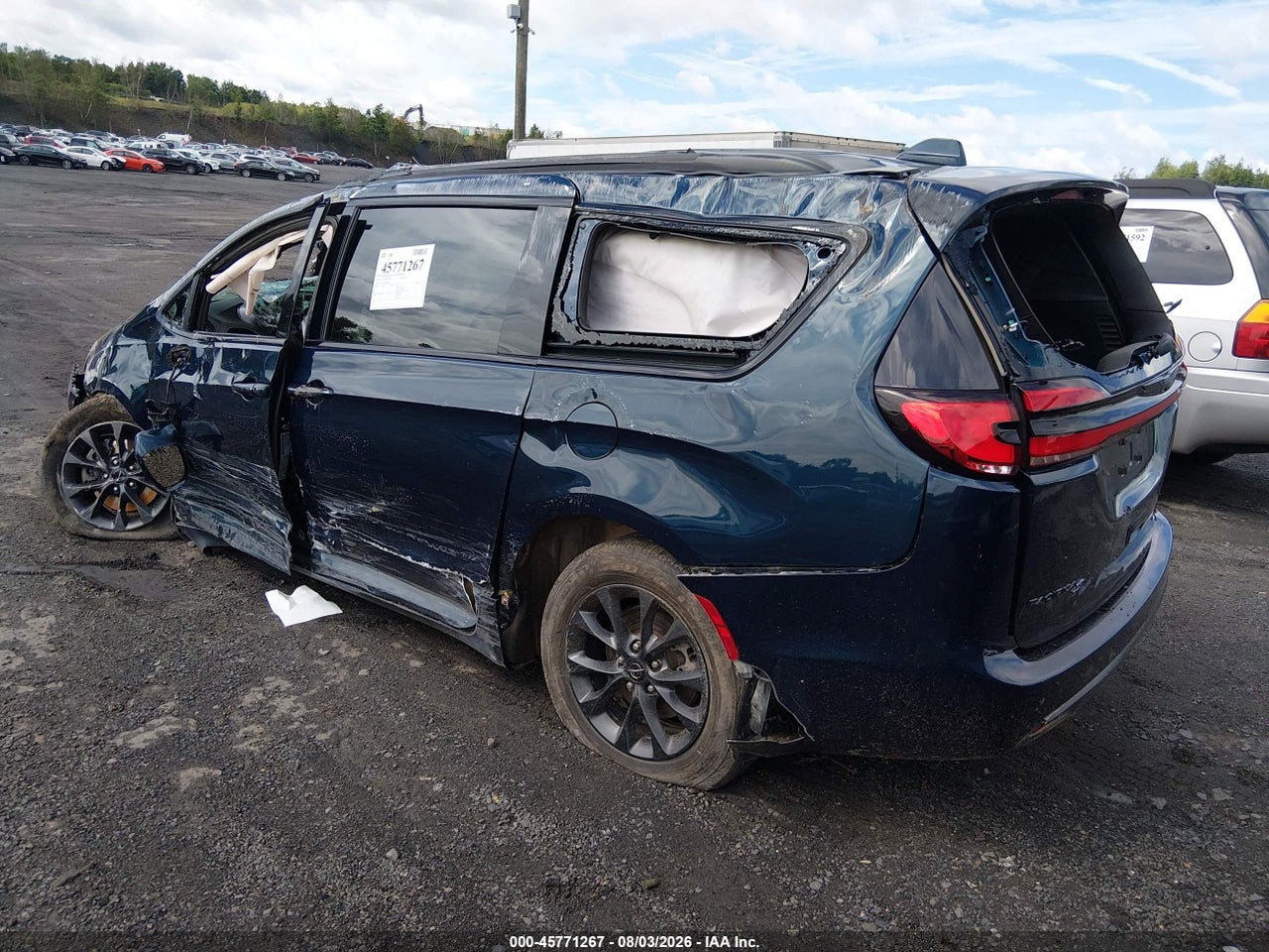 2C4RC1FG0MR****** · 2021 CHRYSLER PACIFICA TOURING · 3/11