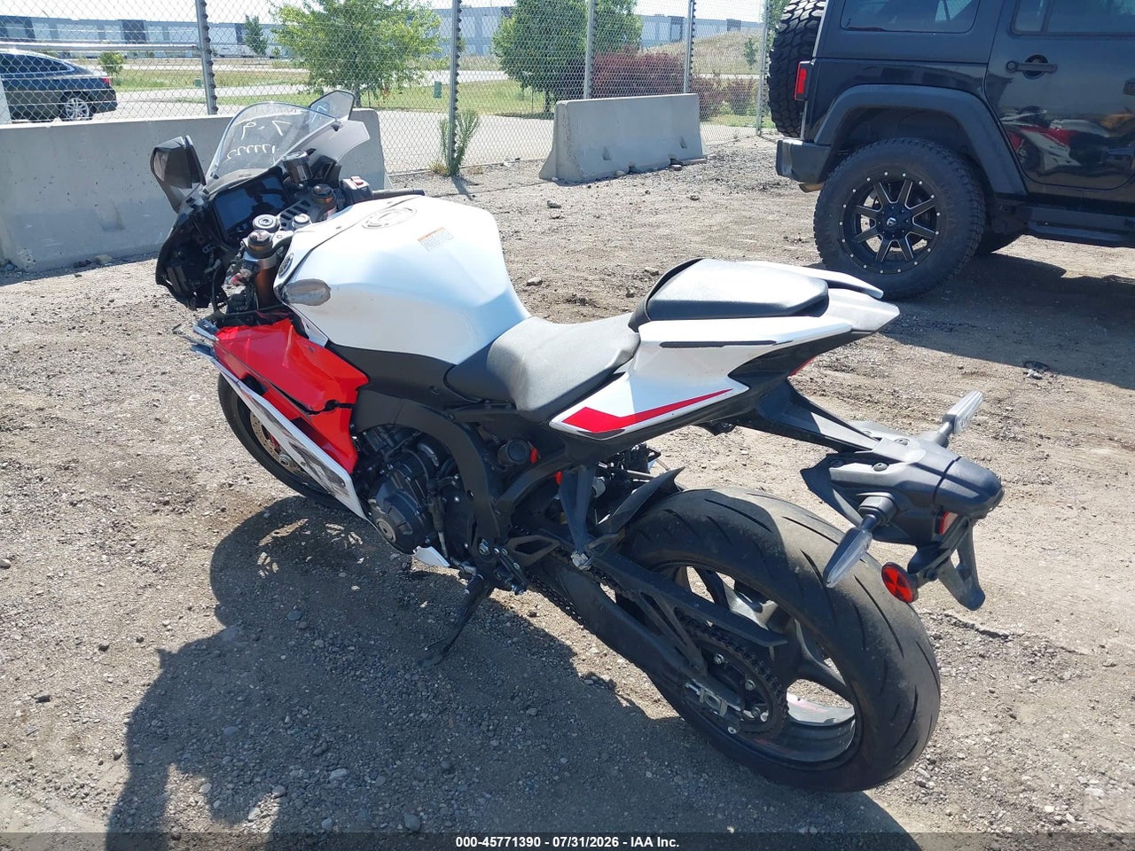 2025 YAMAHA YZF890 · 3/10