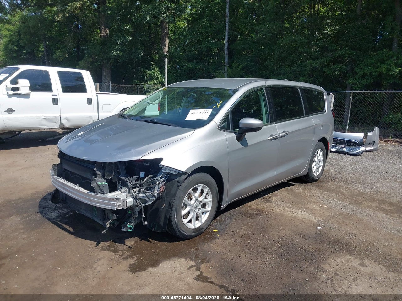 2C4RC1BG0HR****** · 2017 CHRYSLER PACIFICA TOURING PLUS · 2/11