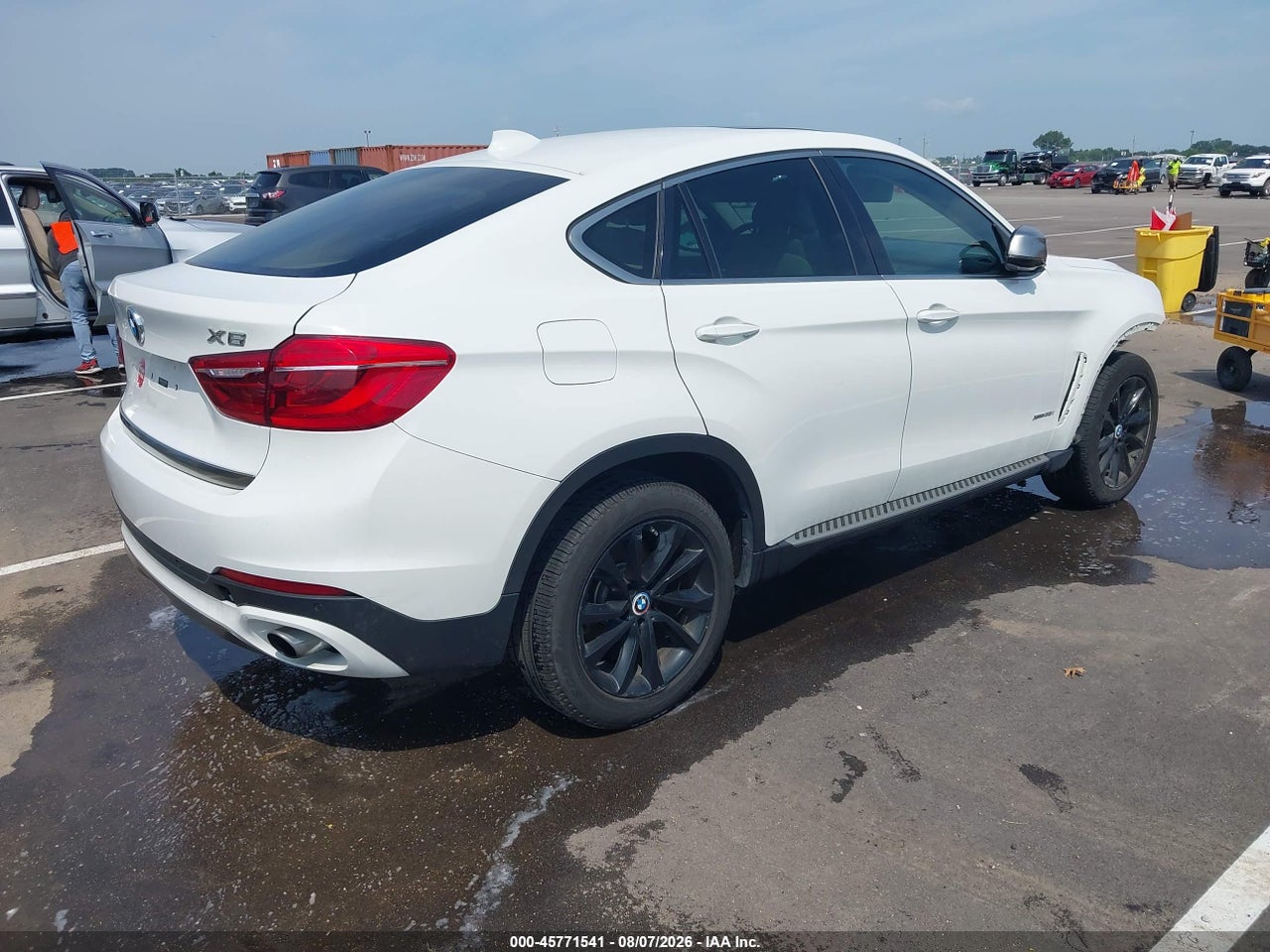 2015 BMW X6 XDRIVE35I · 4/11