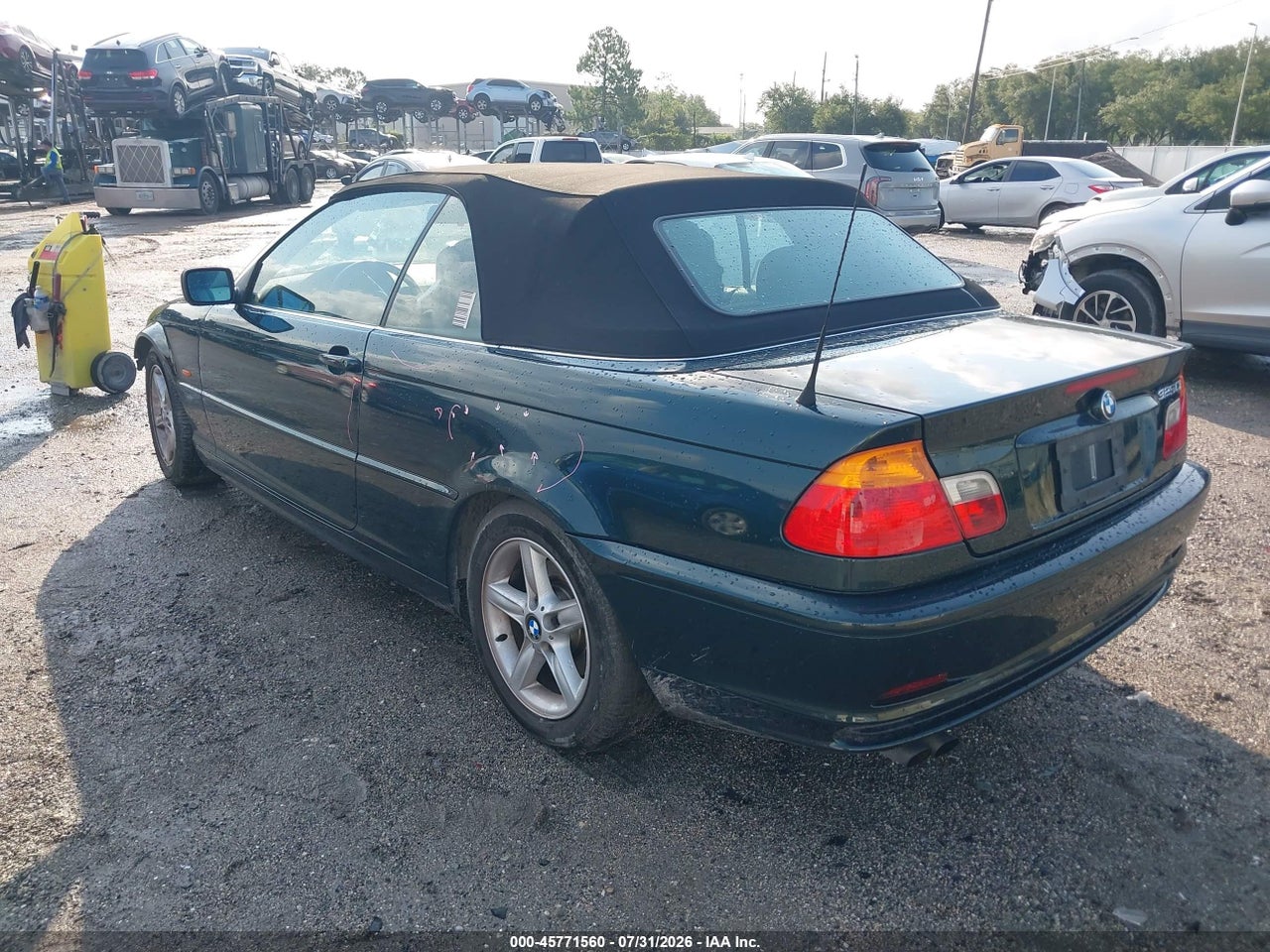 WBABS33403P****** · 2003 BMW 325CI   · 3/11