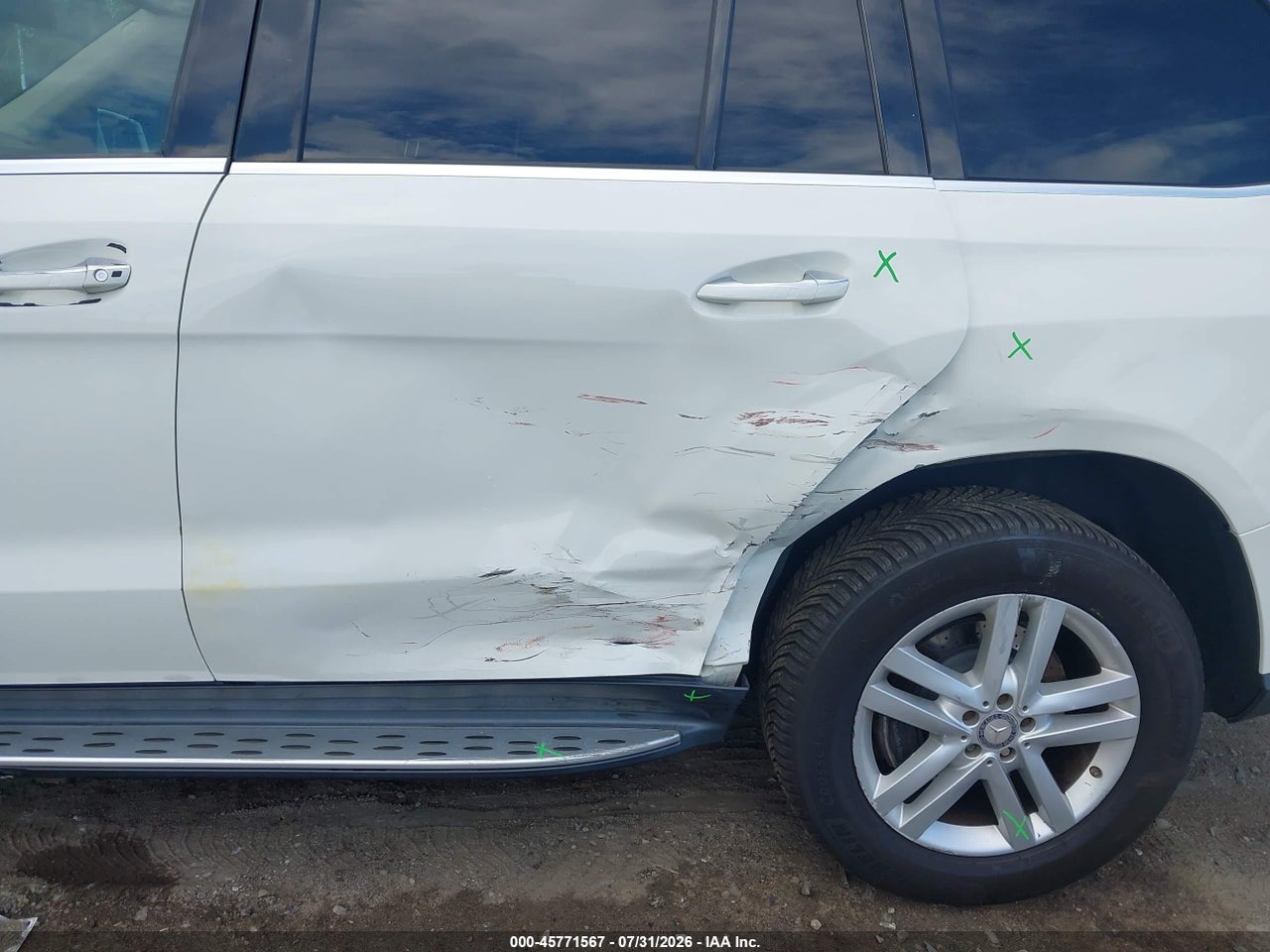 2013 MERCEDES-BENZ GL 450 4MATIC · 6/11