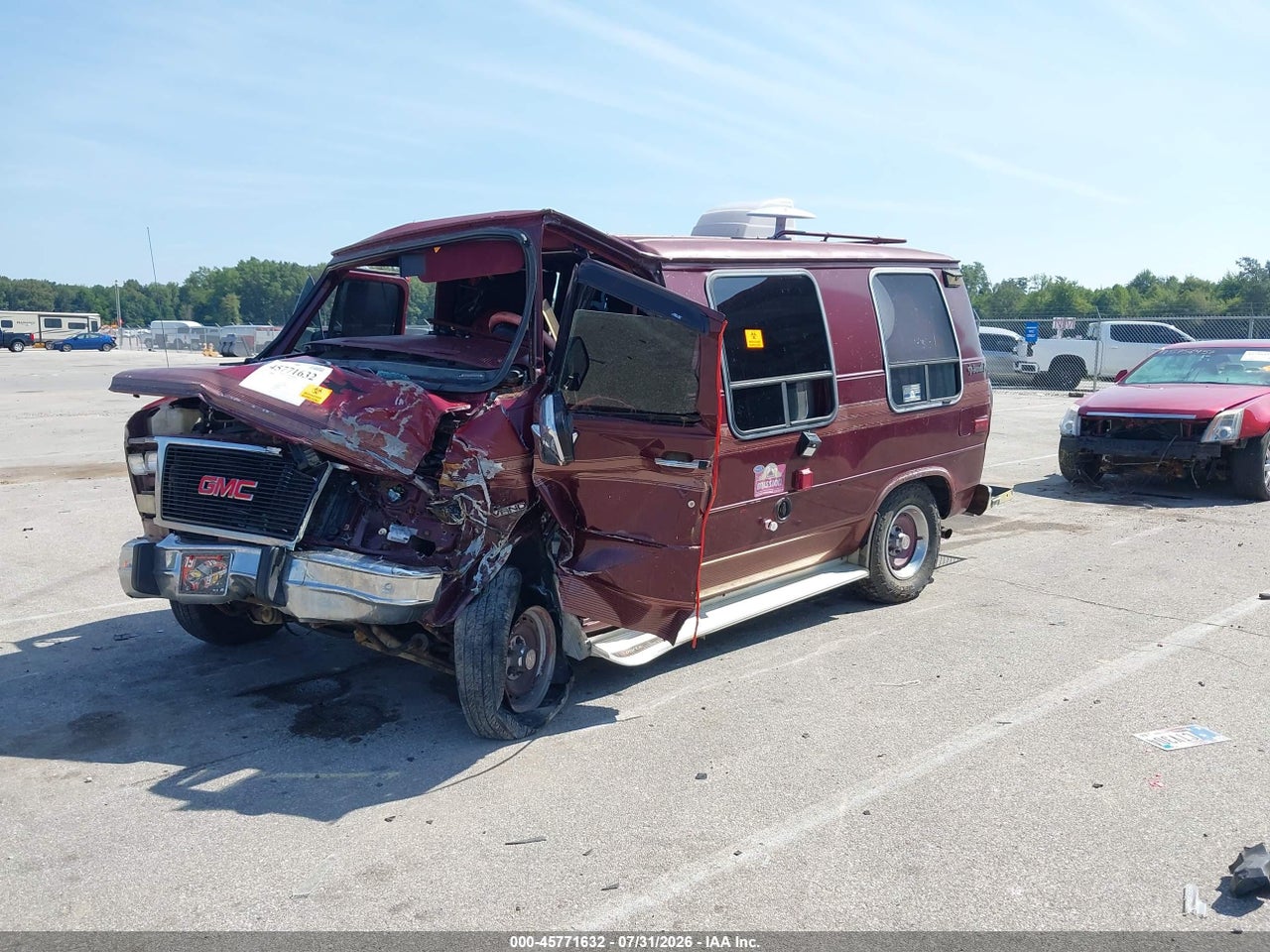 1995 GMC RALLY WAGON / VAN G2500 · 2/10