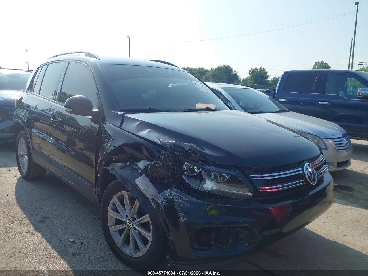 WVGAV7AX3JK****** · 2018 VOLKSWAGEN TIGUAN LIMITED 2.0T