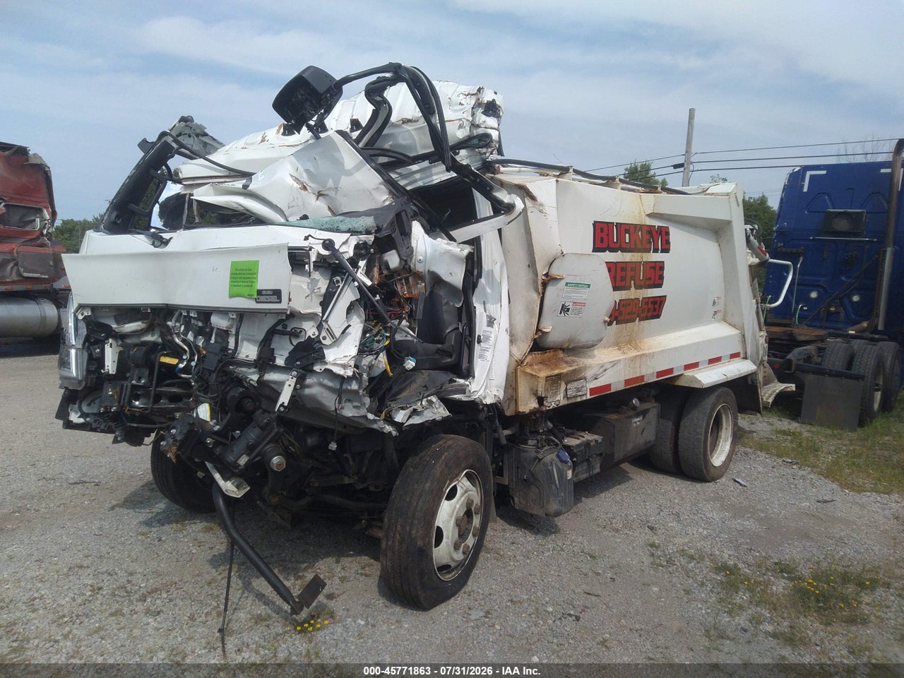 JALE5W166S7****** · 2025 ISUZU NRR